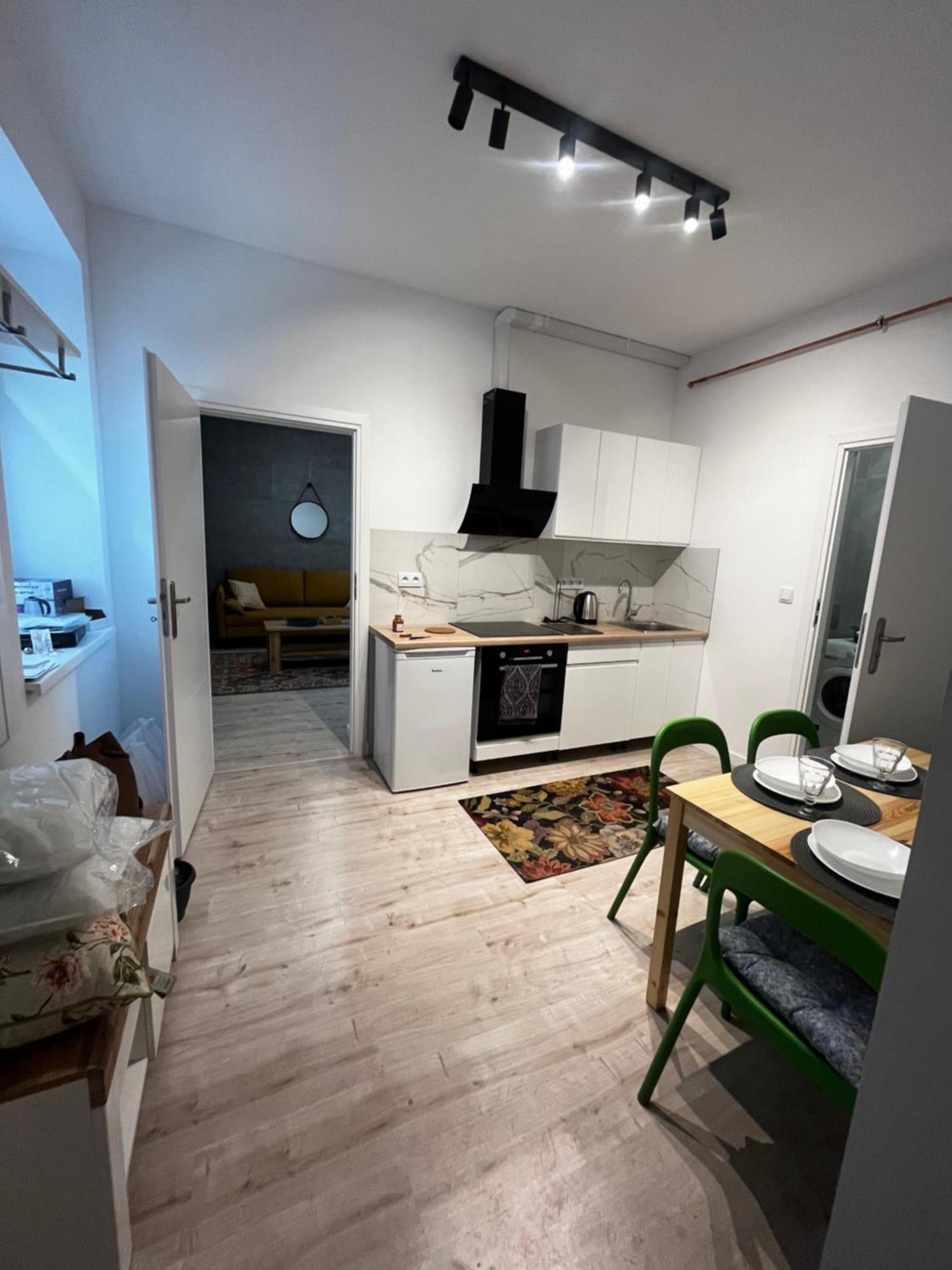 Apartamenty Dbrw Jezyce Poznań Esterno foto